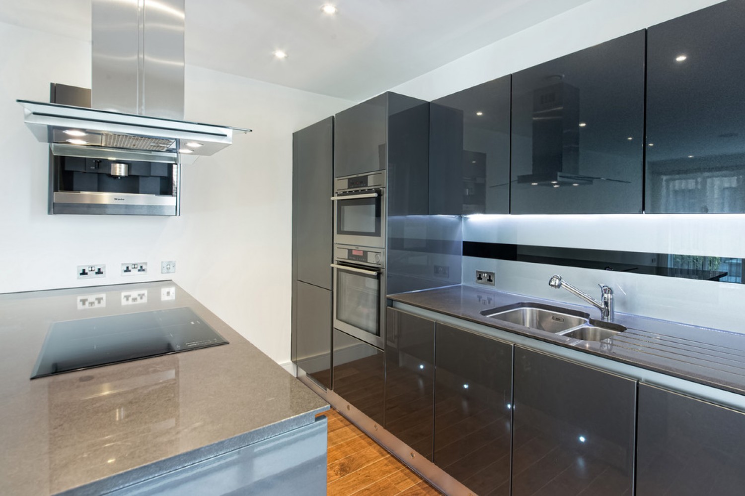 2 bedroom House for Sale Hob Mews, Chelsea