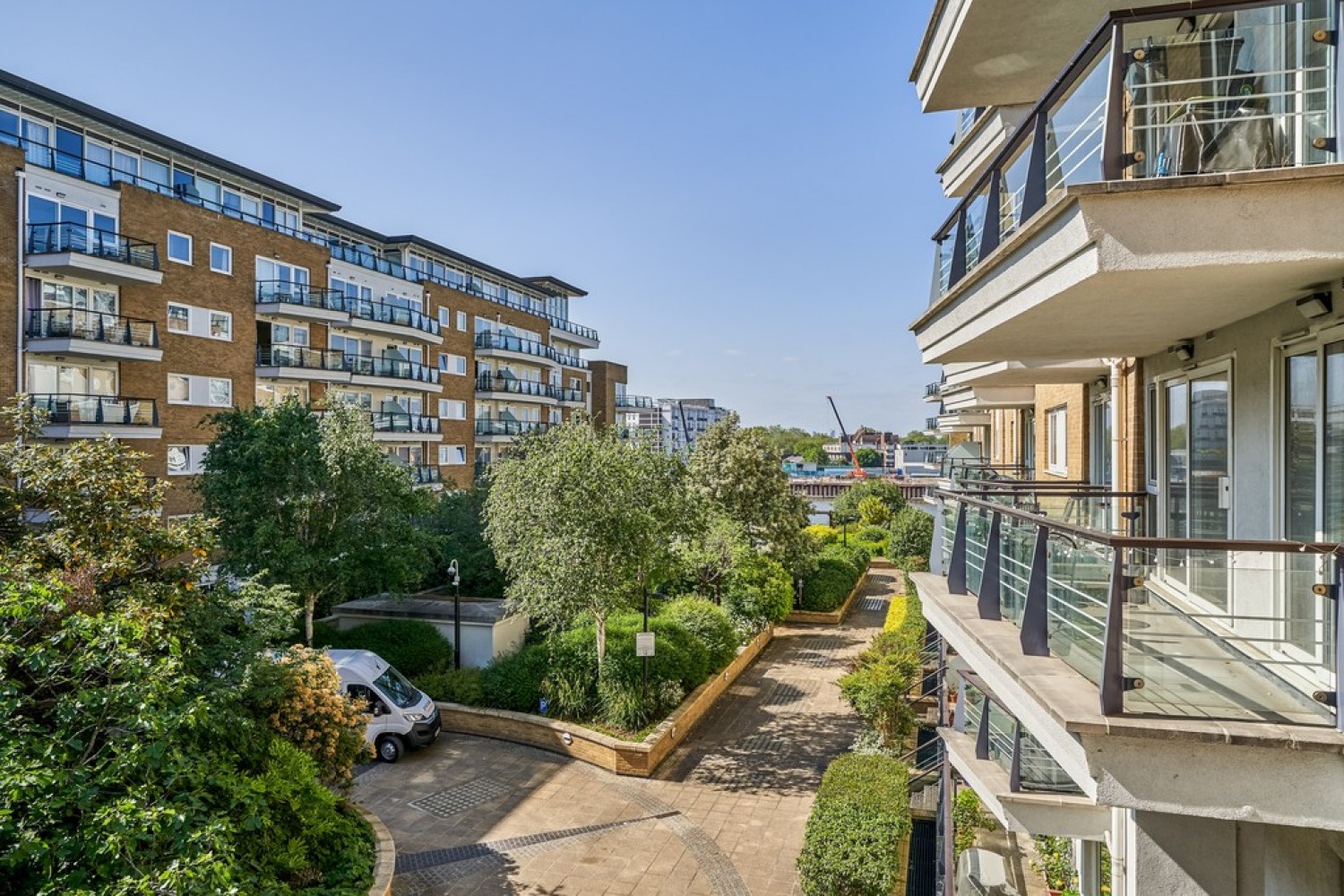 2 bedroom Flat for Letting Riverside West , Smugglers Way