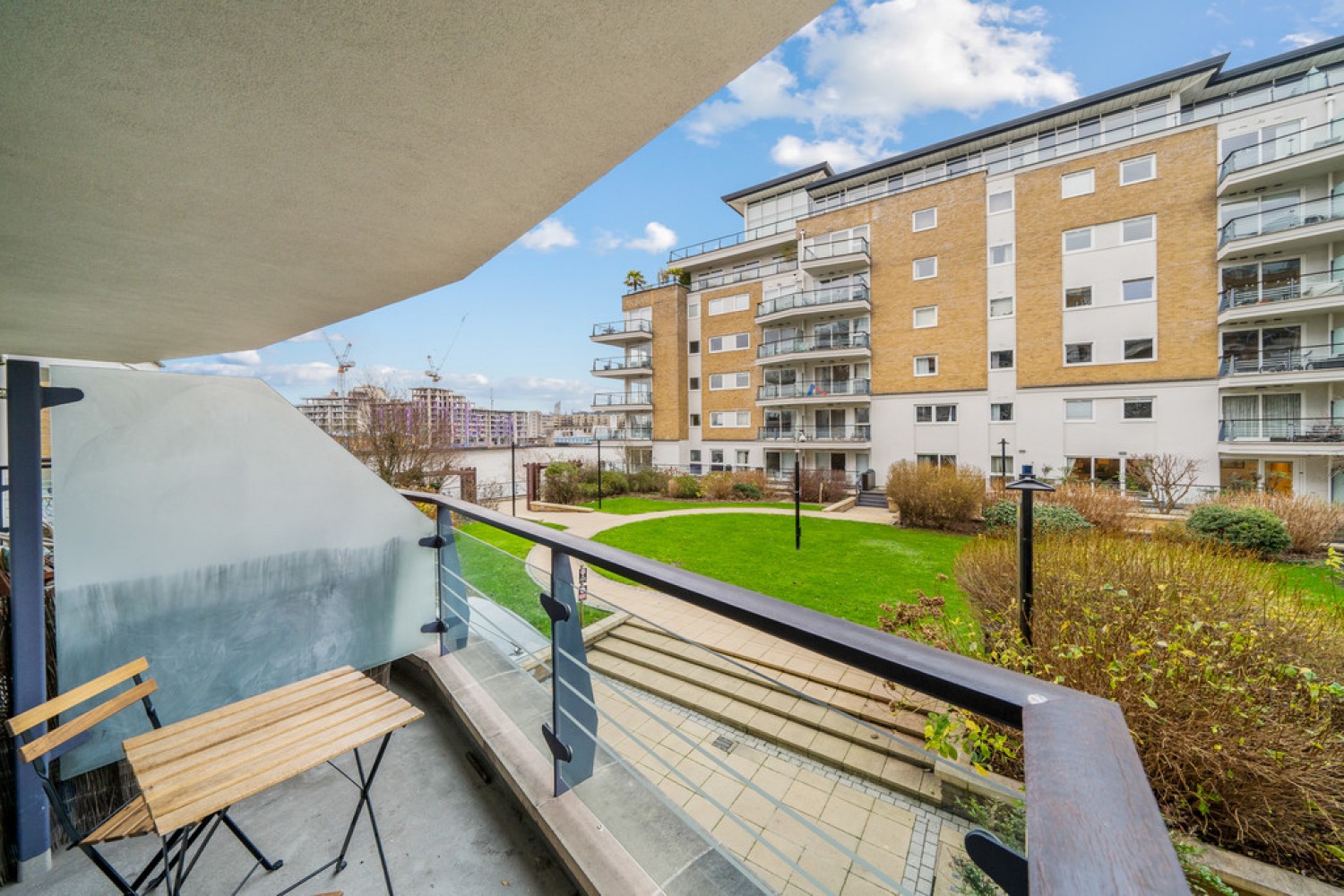 2 bedroom Flat for Letting Anchor House, Riverside West