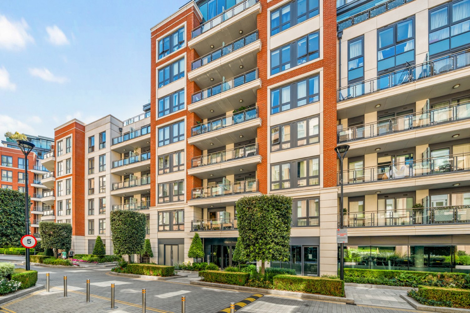 Compass House, Chelsea Creek