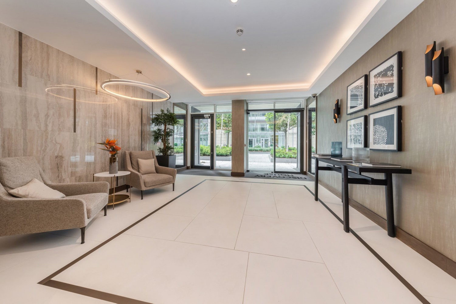 1 bedroom Flat for Letting Discovery House, Battersea Reach