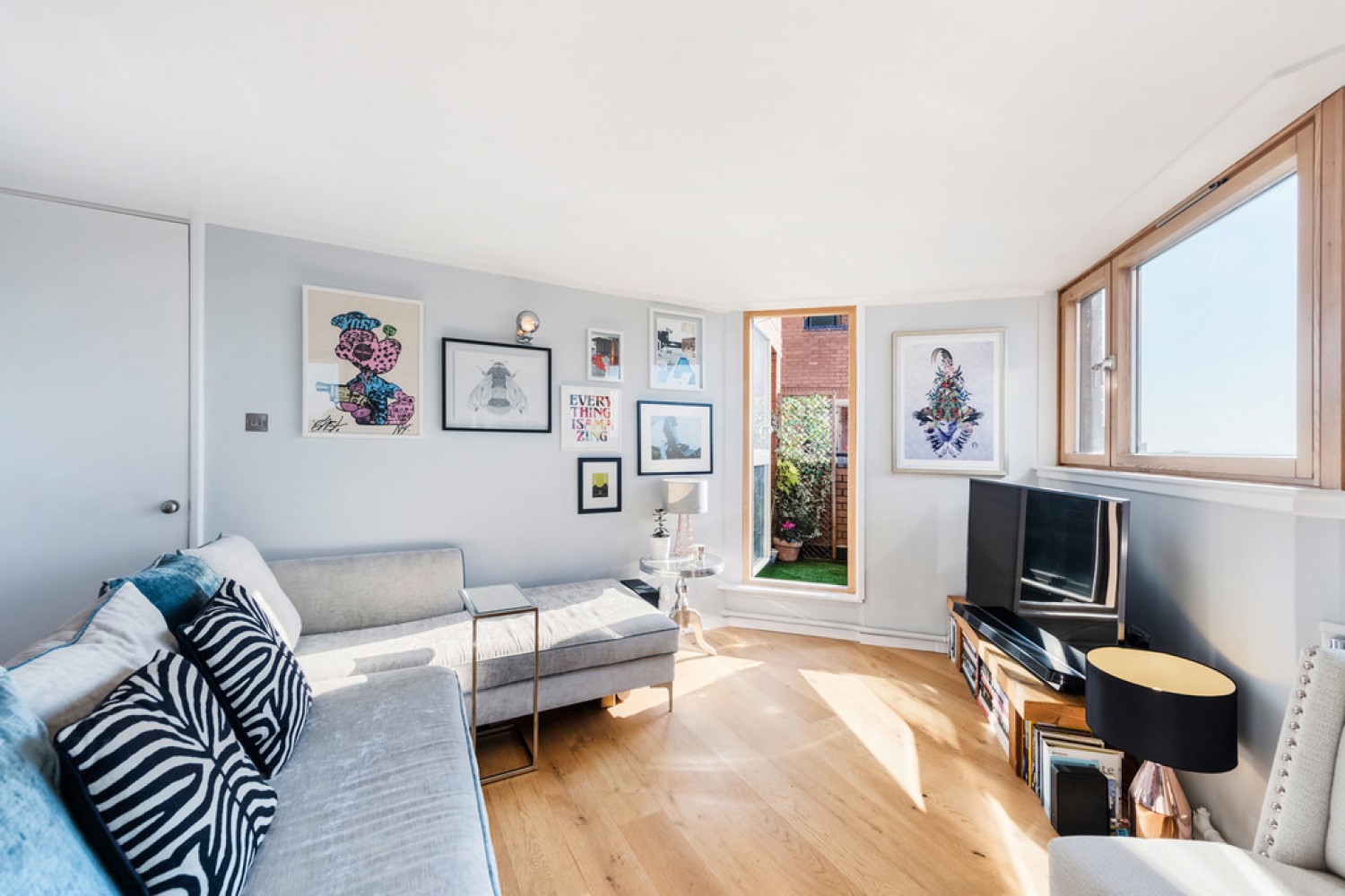 2 bedroom Flat for Letting Greaves Tower, Chelsea