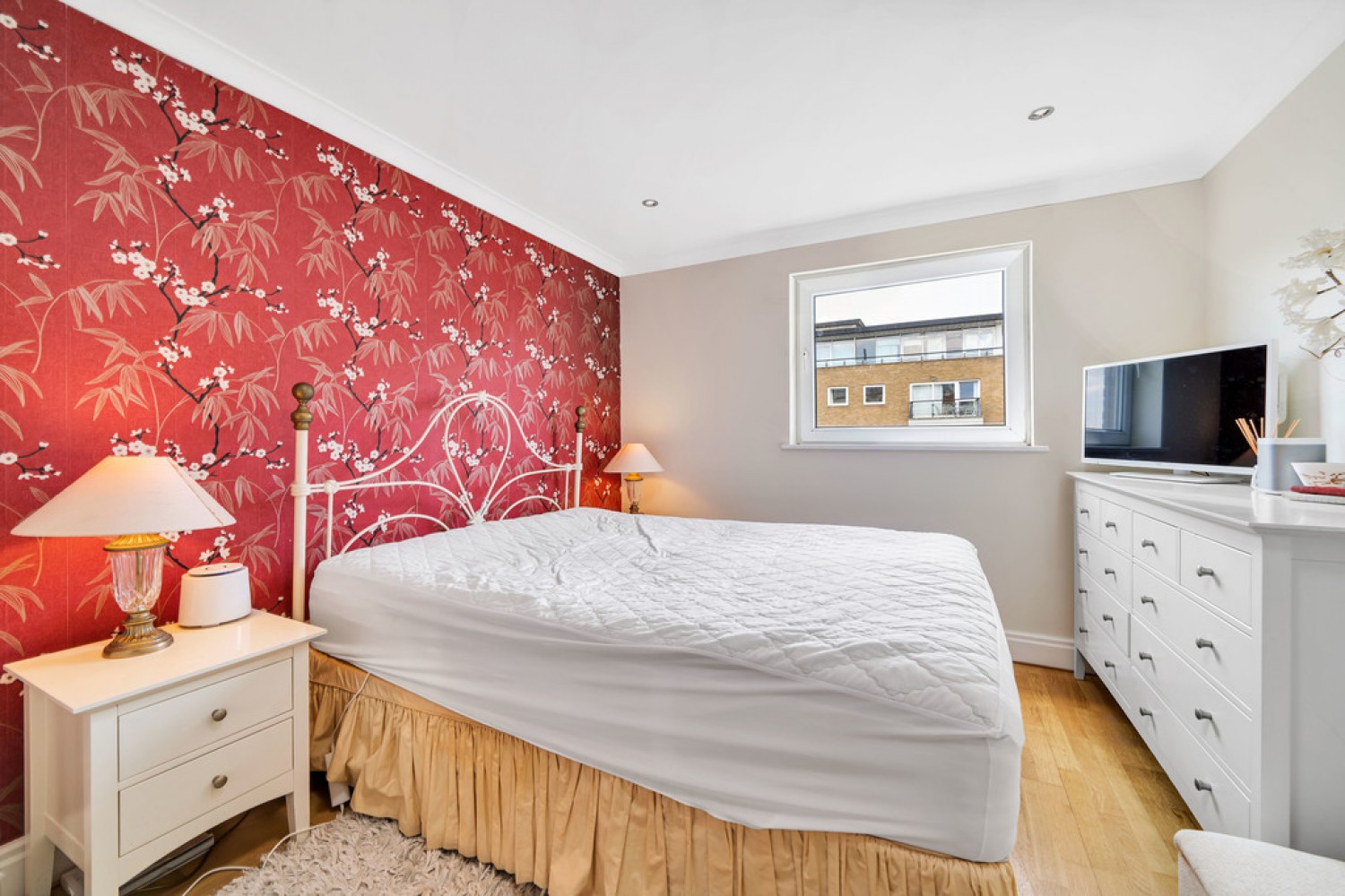 2 bedroom Flat for Letting Bluewater House, Riverside West