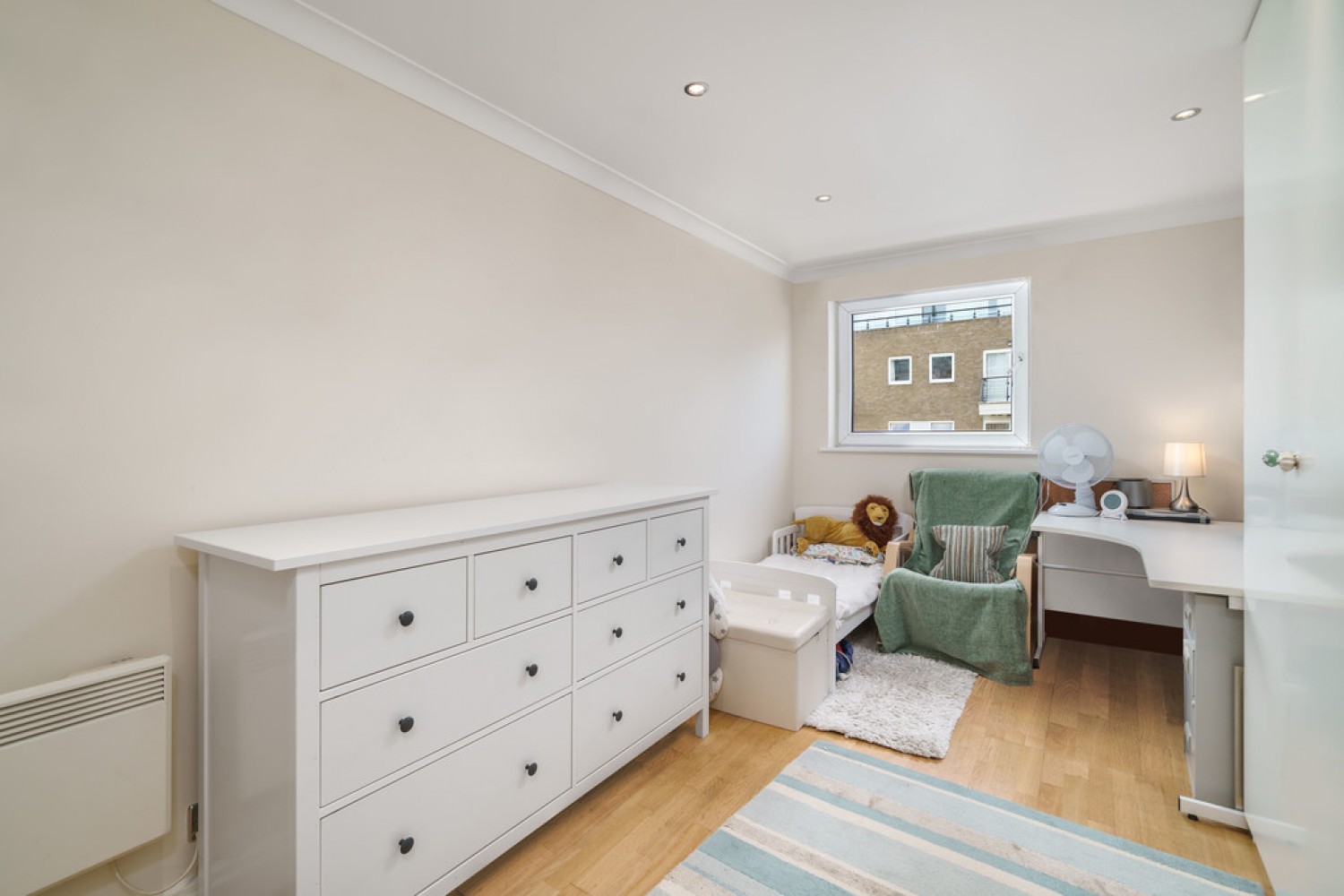 2 bedroom Flat for Letting Bluewater House, Riverside West