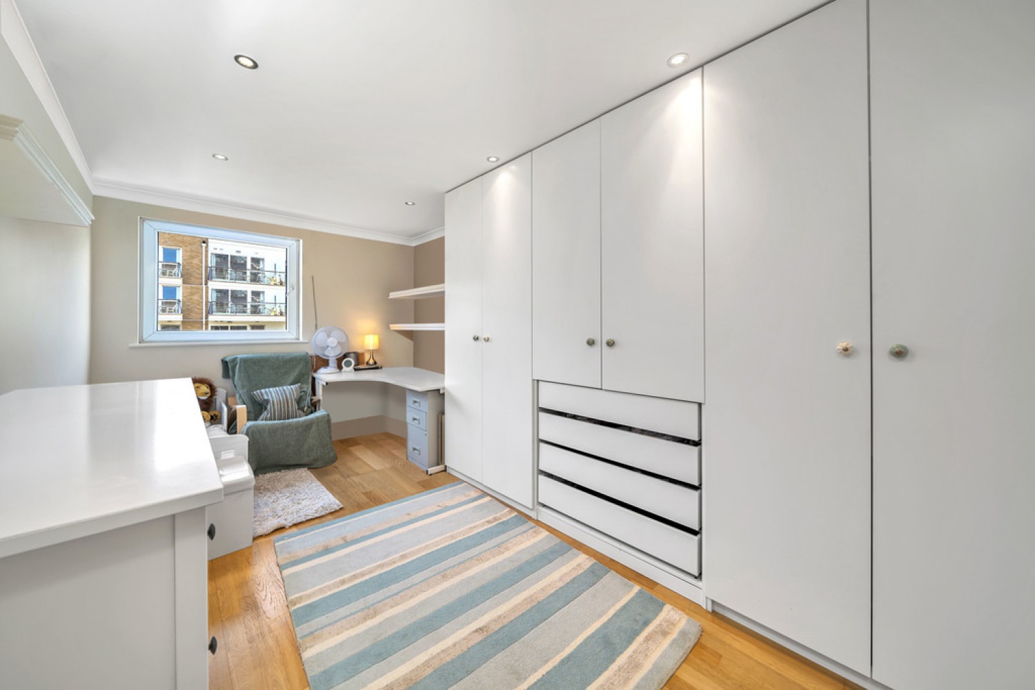 2 bedroom Flat for Letting Bluewater House, Riverside West