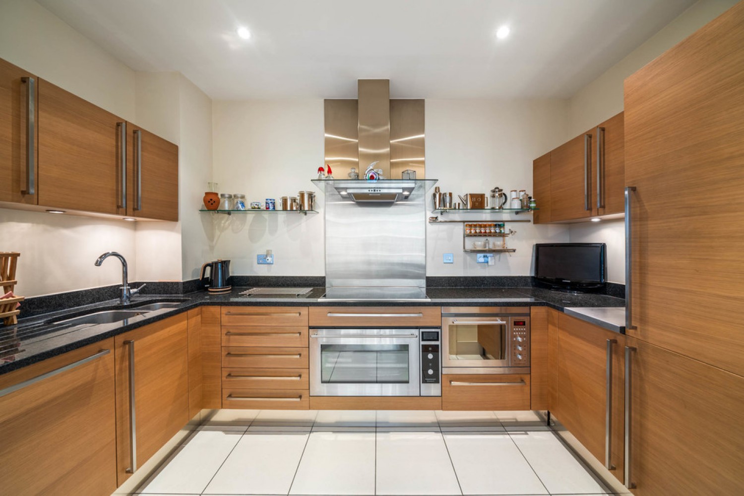 3 bedroom Flat for Sale Commodore House, Battersea Reach