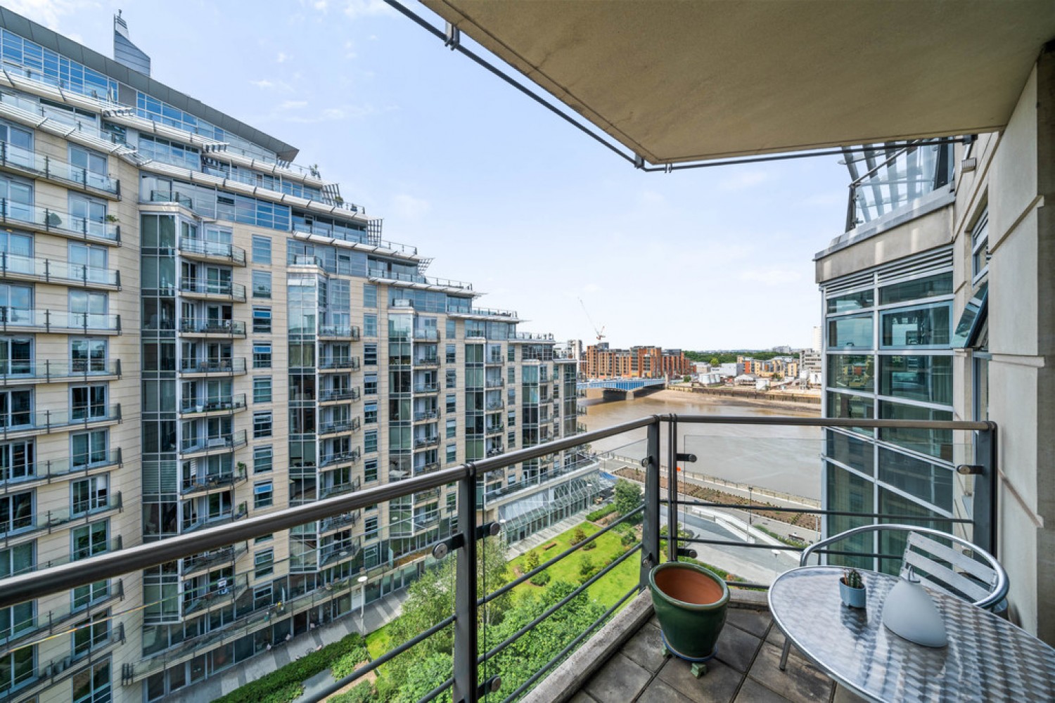 3 bedroom Flat for Sale Commodore House, Battersea Reach