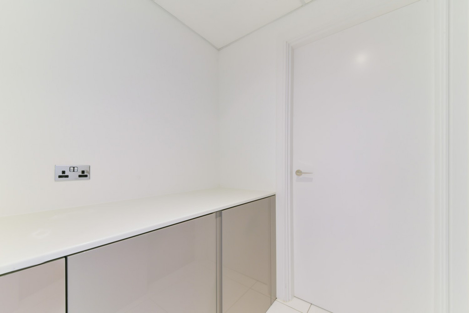 3 bedroom Flat for Letting Riverlight Three, Riverlight Quay