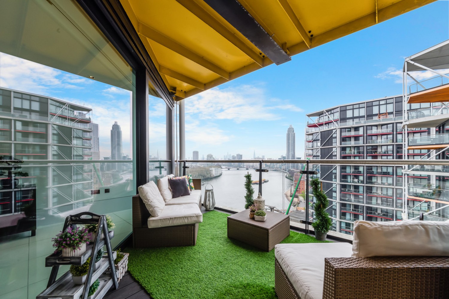 3 bedroom Flat for Letting Riverlight Three, Riverlight Quay