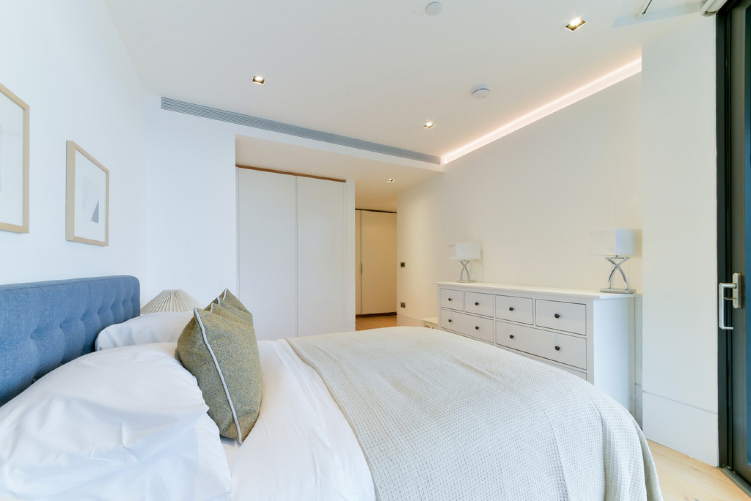 3 bedroom Flat for Letting Riverlight Three, Riverlight Quay