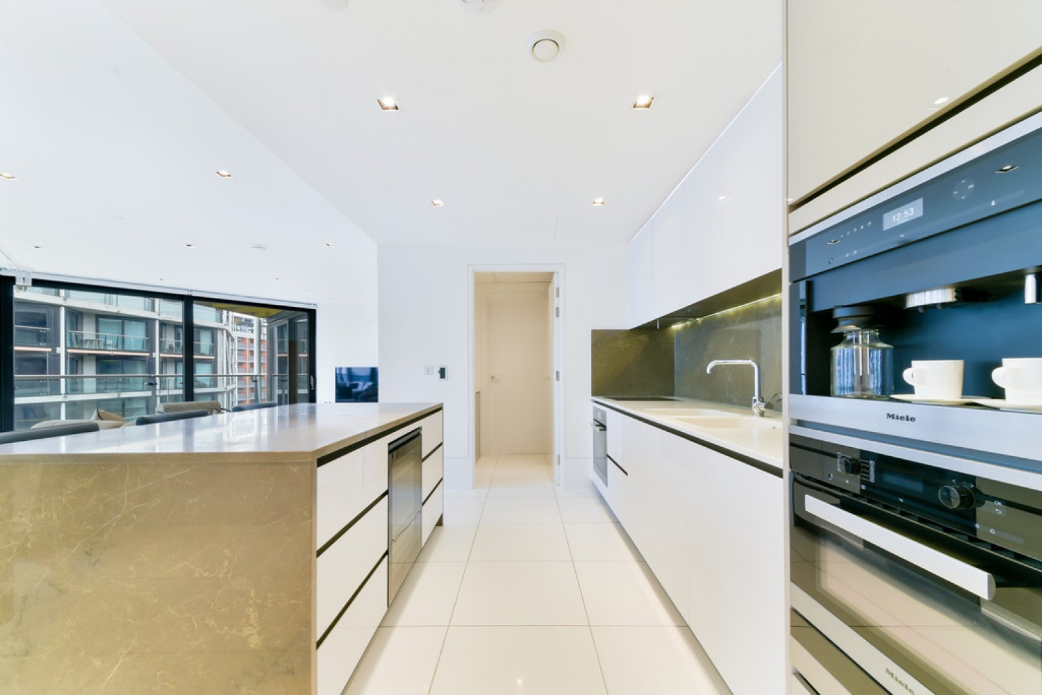 3 bedroom Flat for Letting Riverlight Three, Riverlight Quay