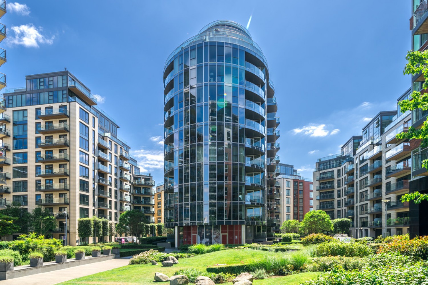 2 bedroom Flat for Letting Pinnacle House, Battersea Reach