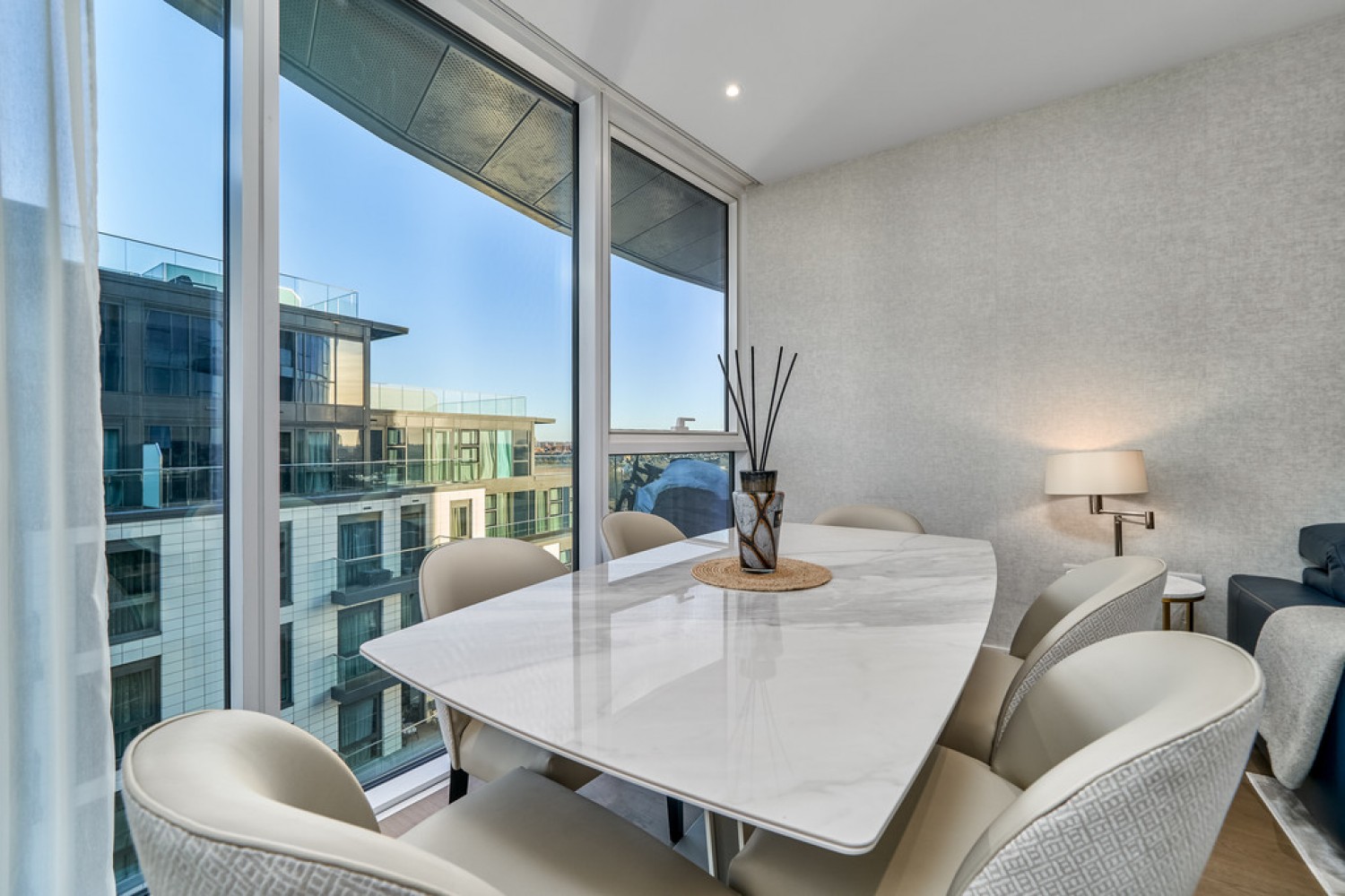 2 bedroom Flat for Letting Pinnacle House, Battersea Reach