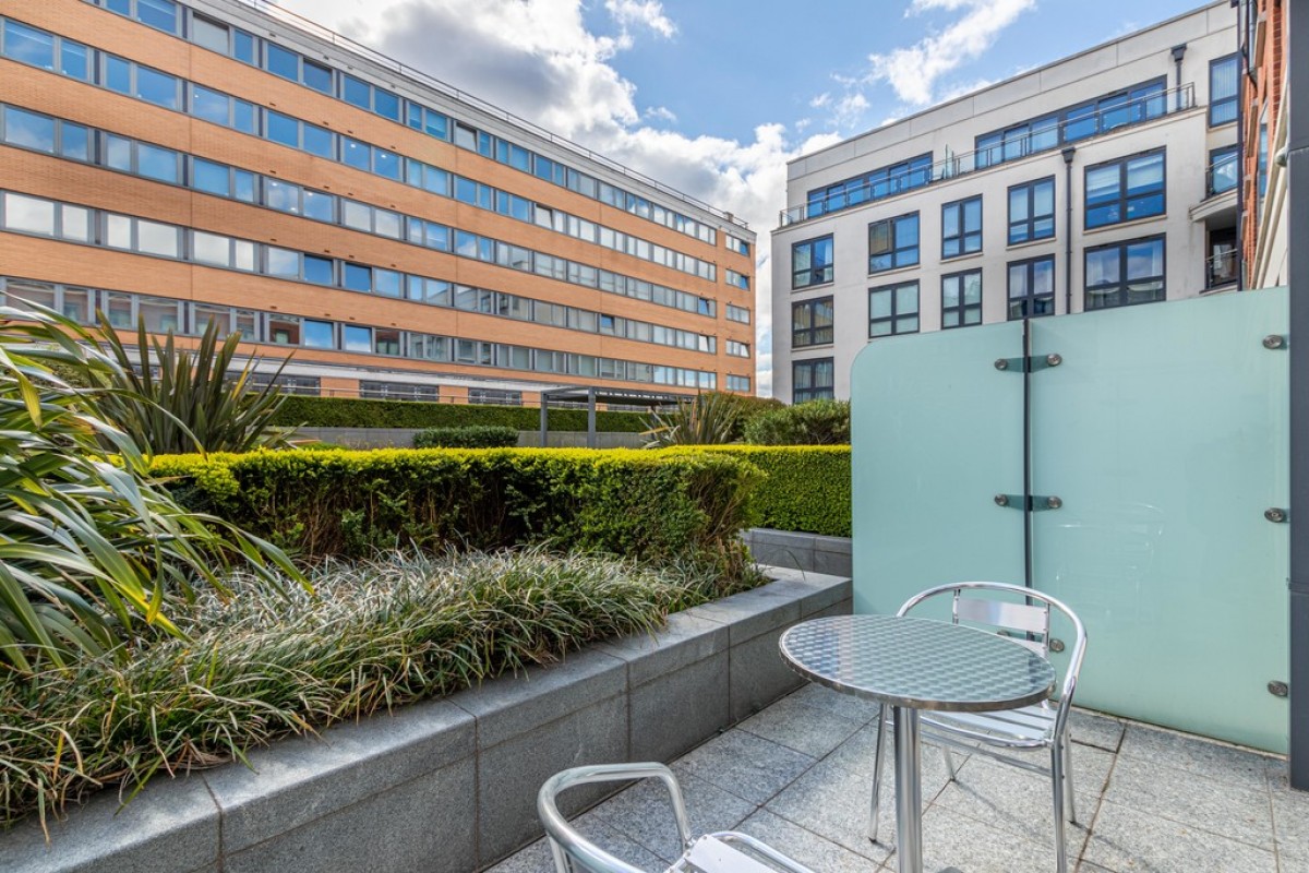 Compass House, Chelsea Creek