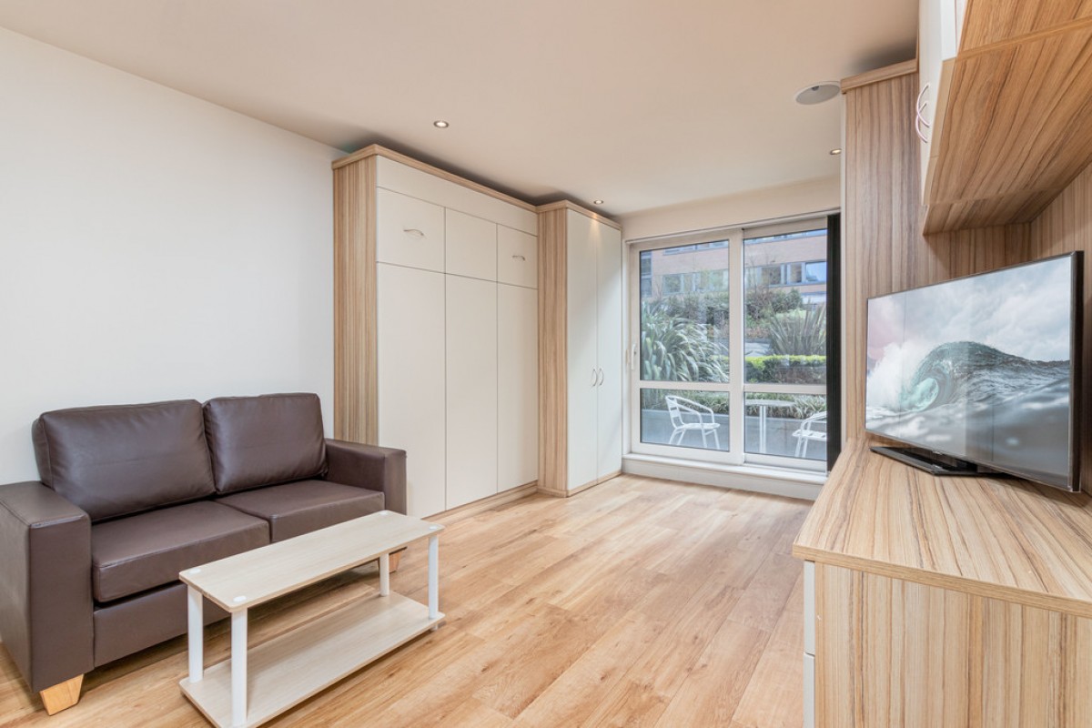 Compass House, Chelsea Creek