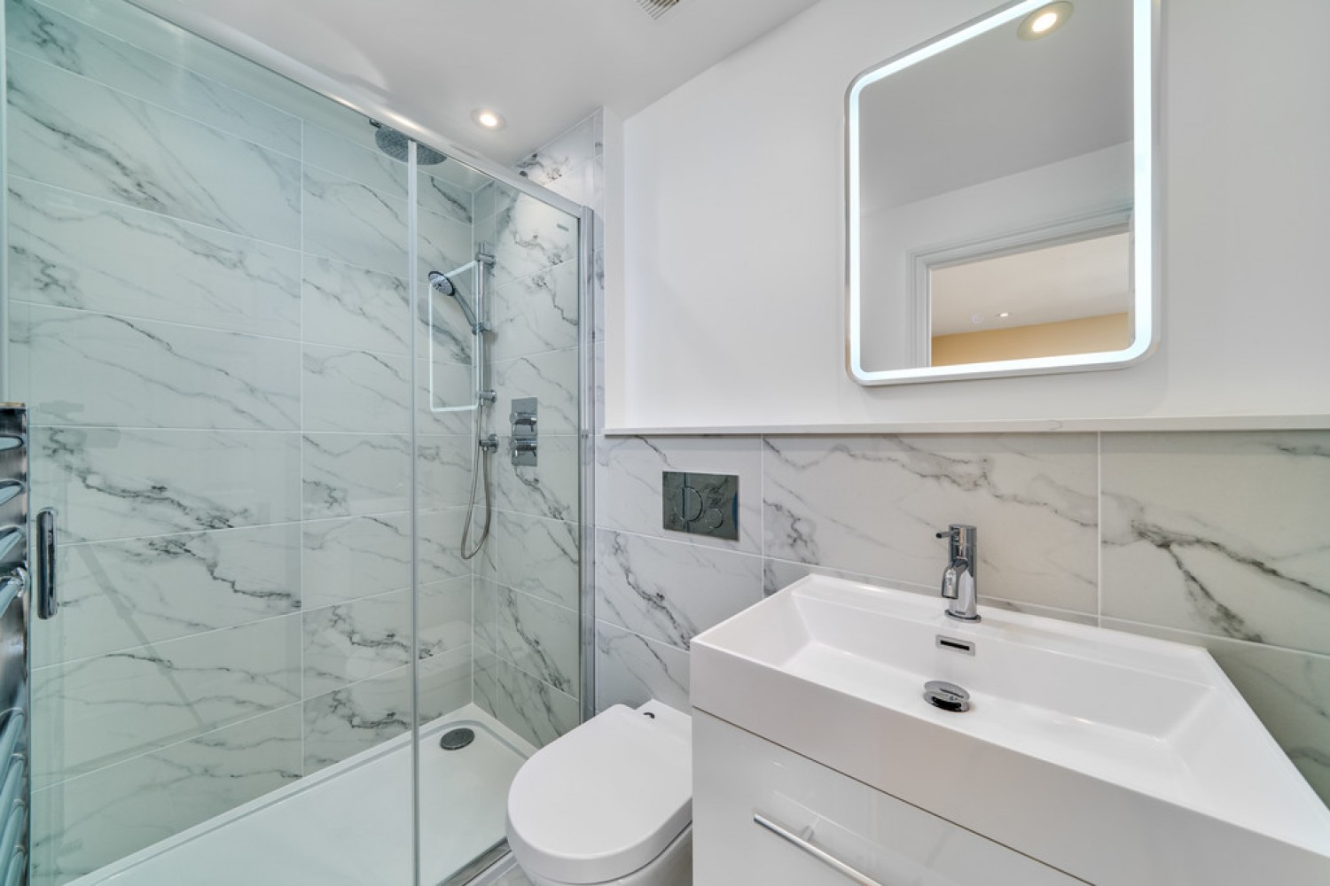 3 bedroom Flat for Letting Lots Village, Chelsea