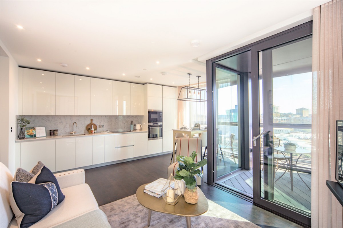 Thornes House, 4 Charles Clowes Walk