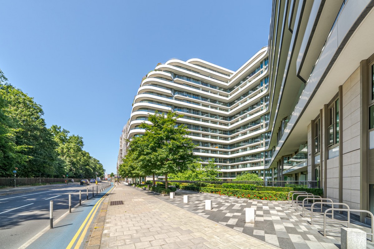 Cascade Court, Vista