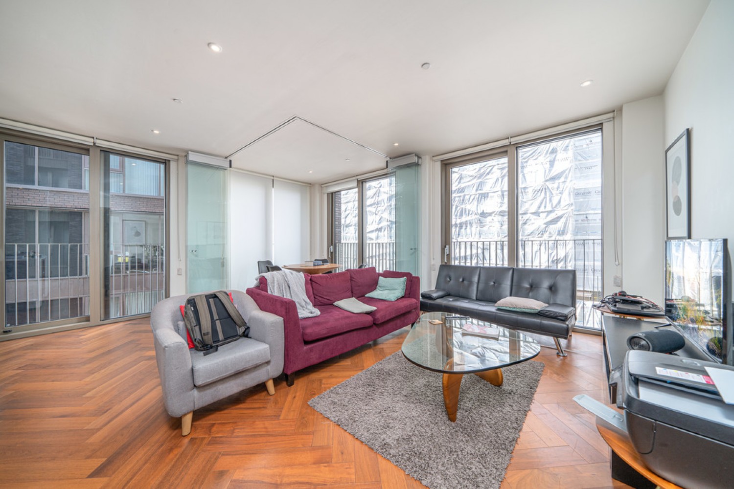 2 bedroom Flat for Letting Capital Building, Embassy Gardens