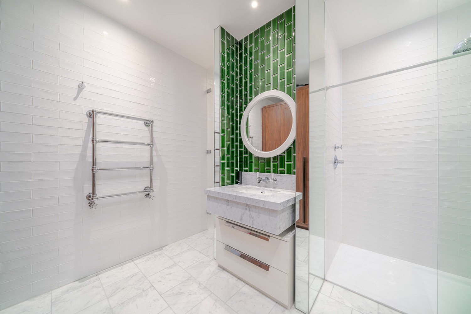 2 bedroom Flat for Letting Capital Building, Embassy Gardens