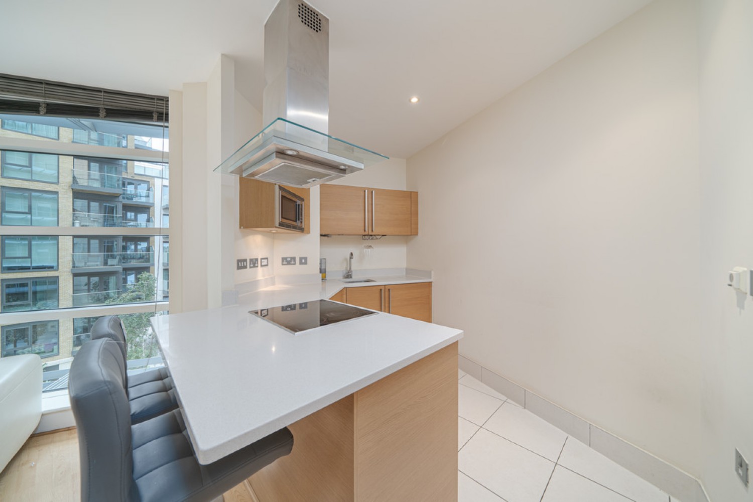 1 bedroom Flat for Letting Commodore House, Battersea Reach