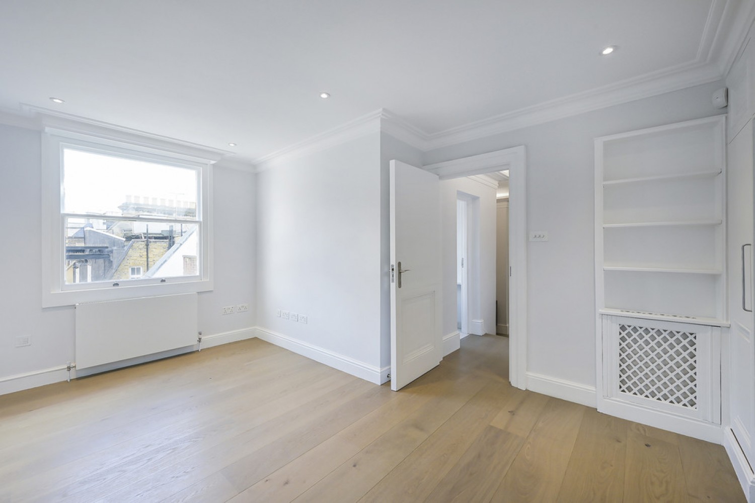 4 bedroom Flat for Letting De Vere Gardens, Kensington