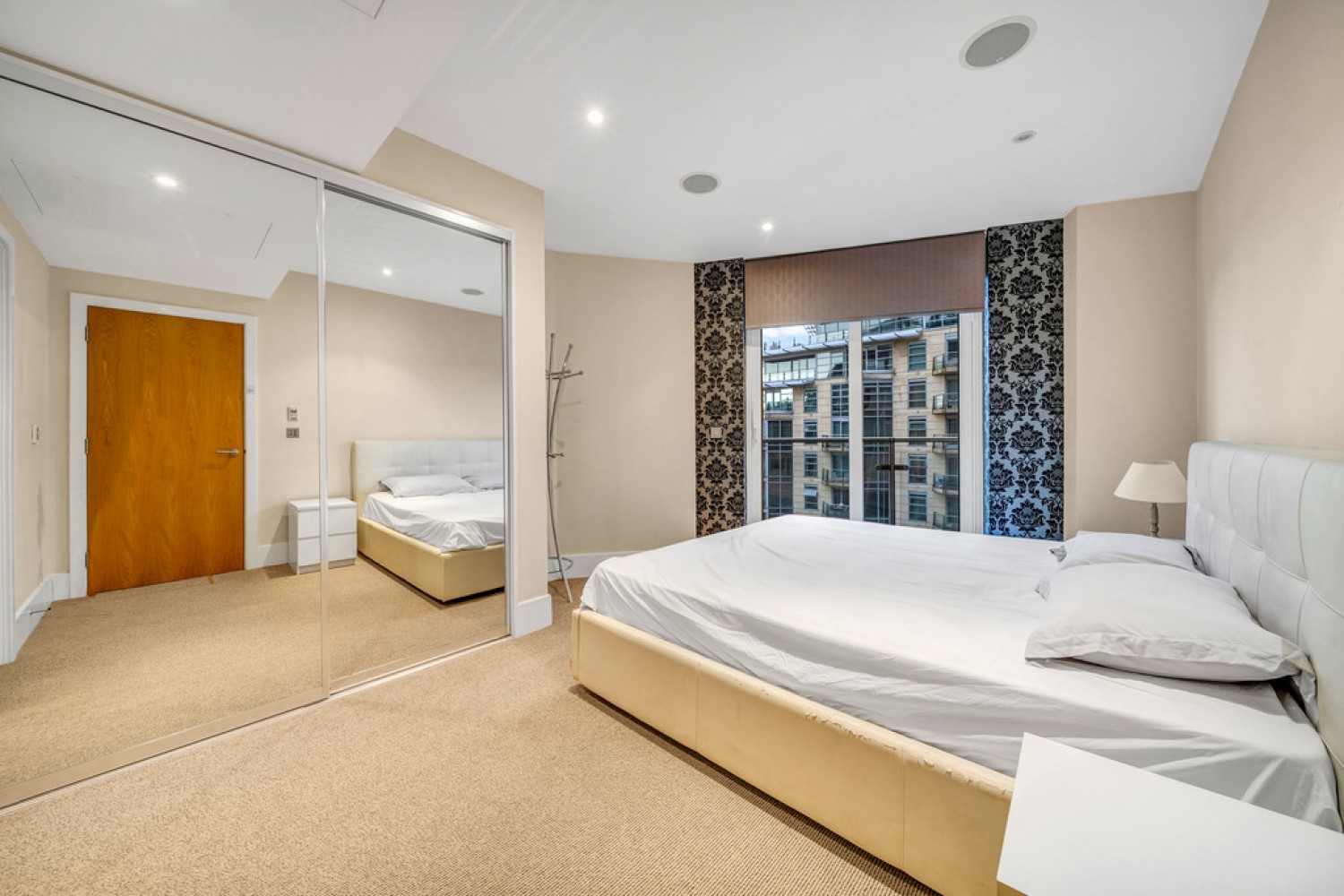 3 bedroom Flat for Letting Baltimore House, Battersea Reach