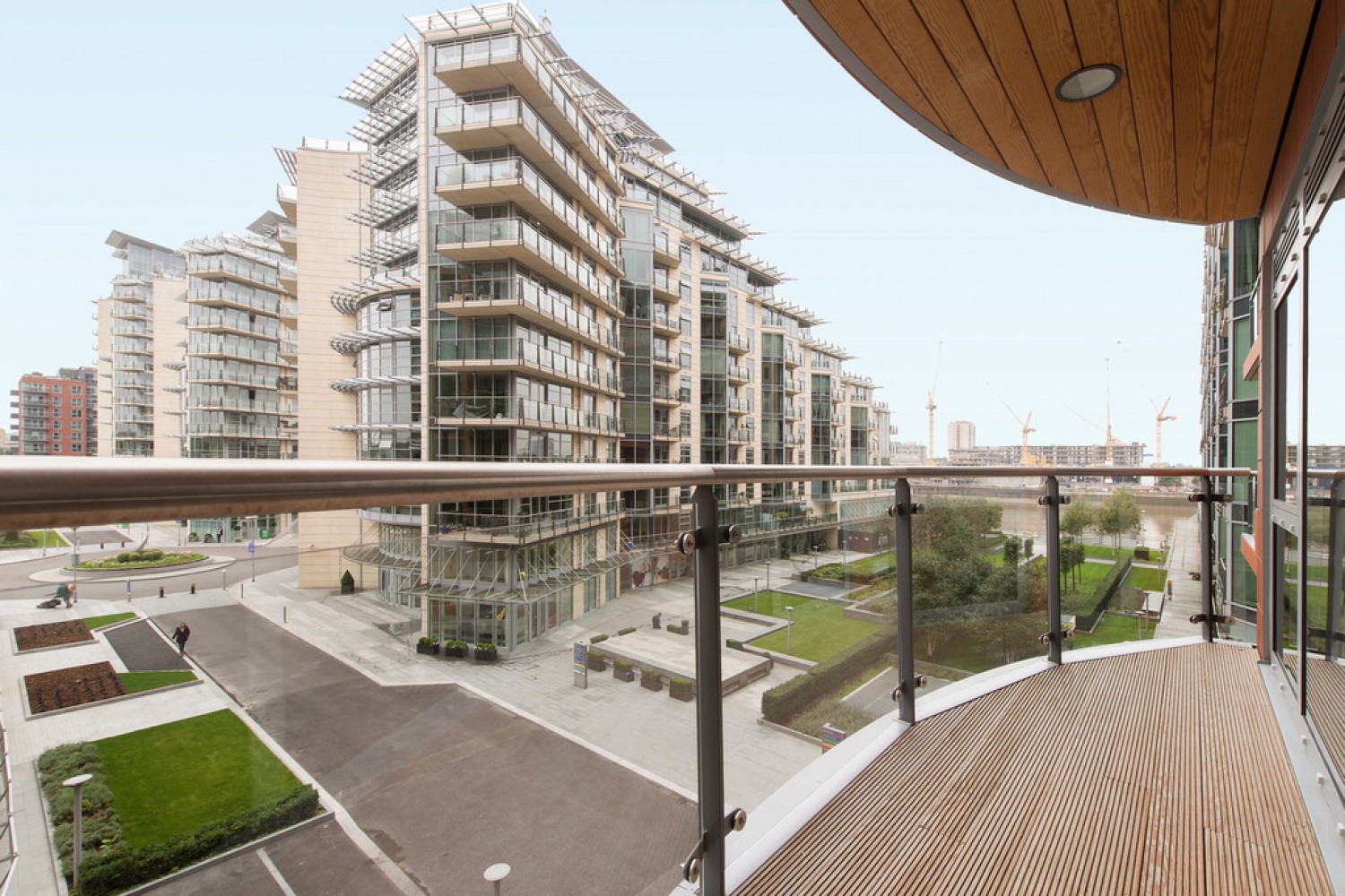 2 bedroom Flat for Sale Flotilla House, Battersea Reach