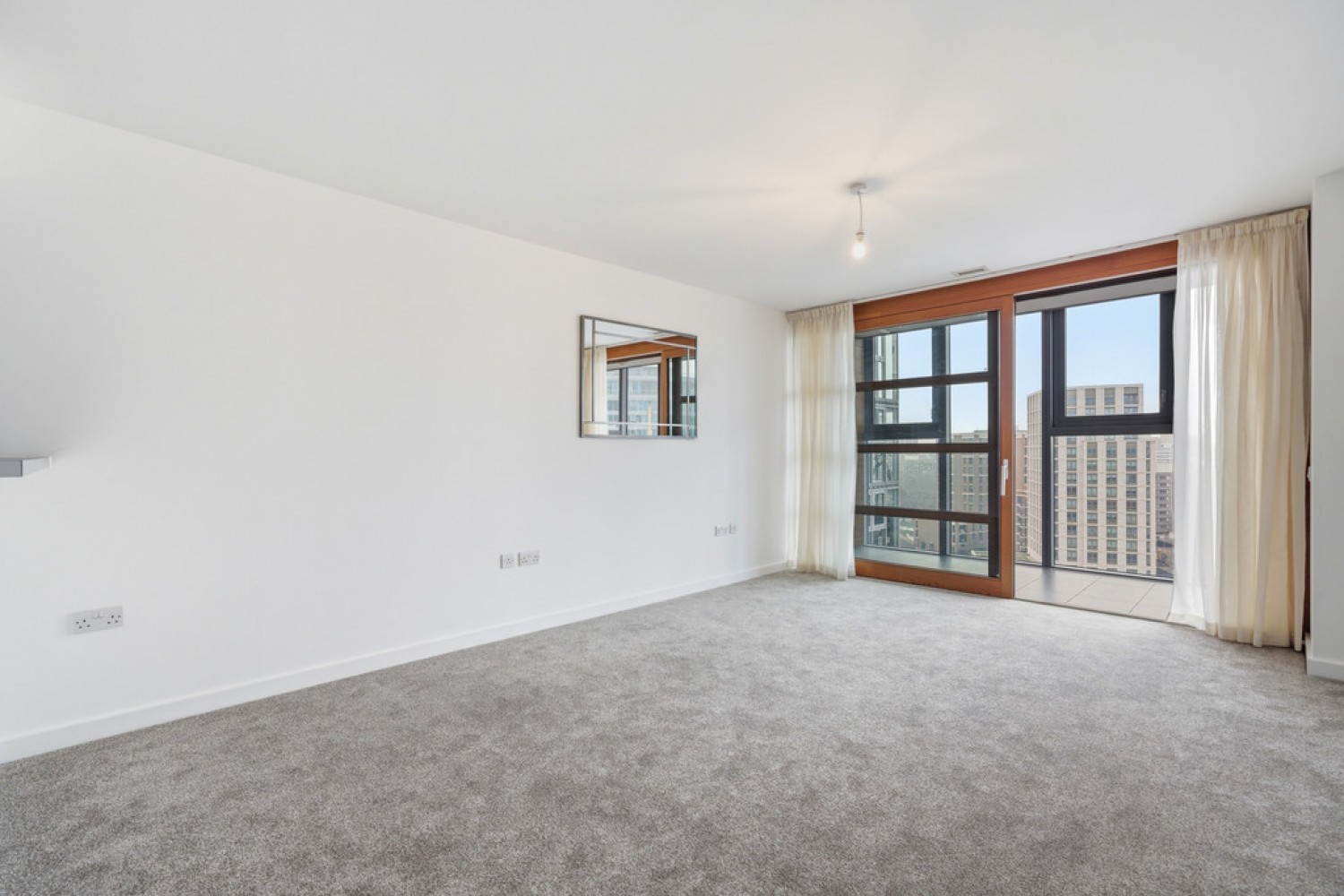 1 bedroom Flat for Letting Lombard Road, Battersea
