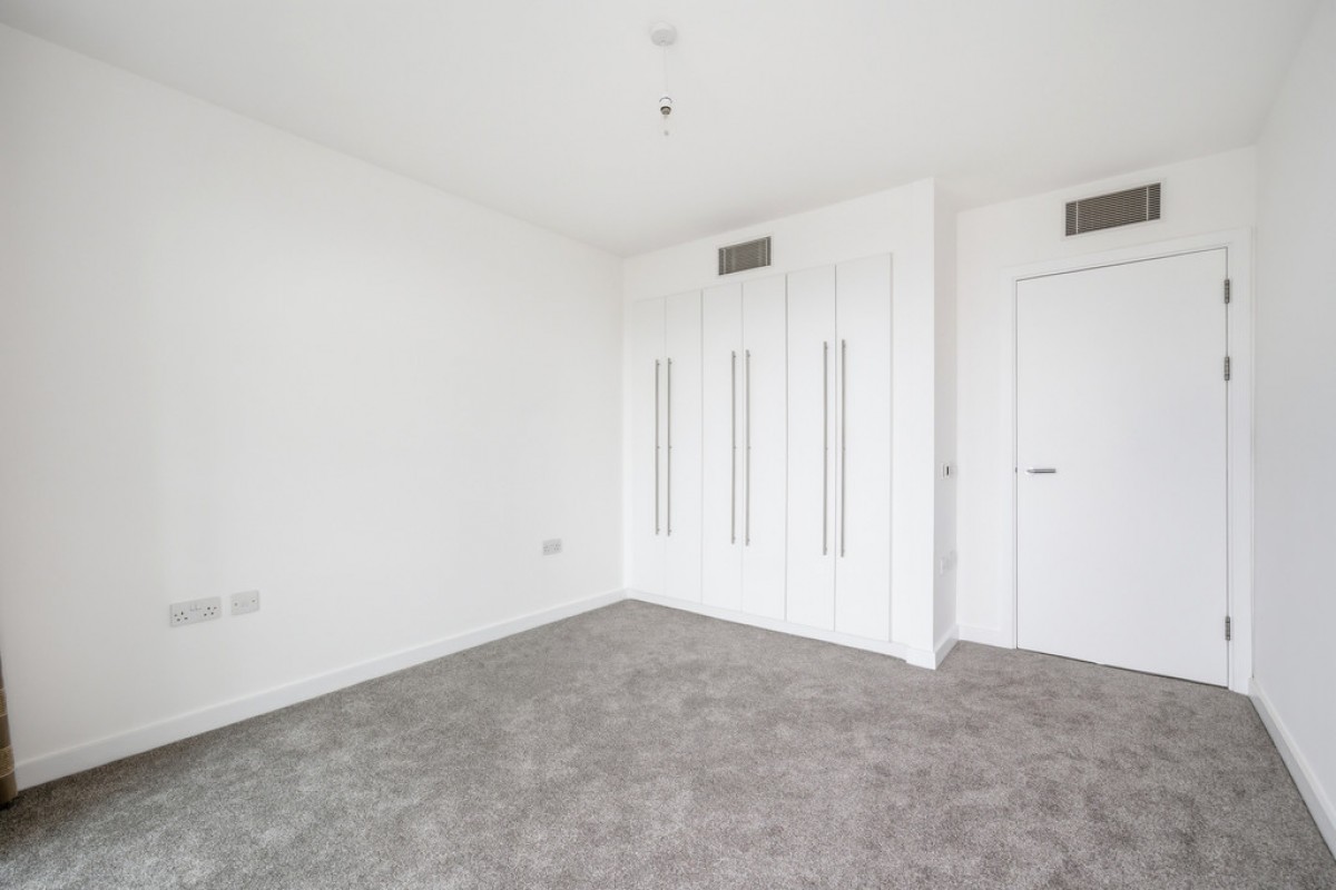 Lombard Road, Battersea