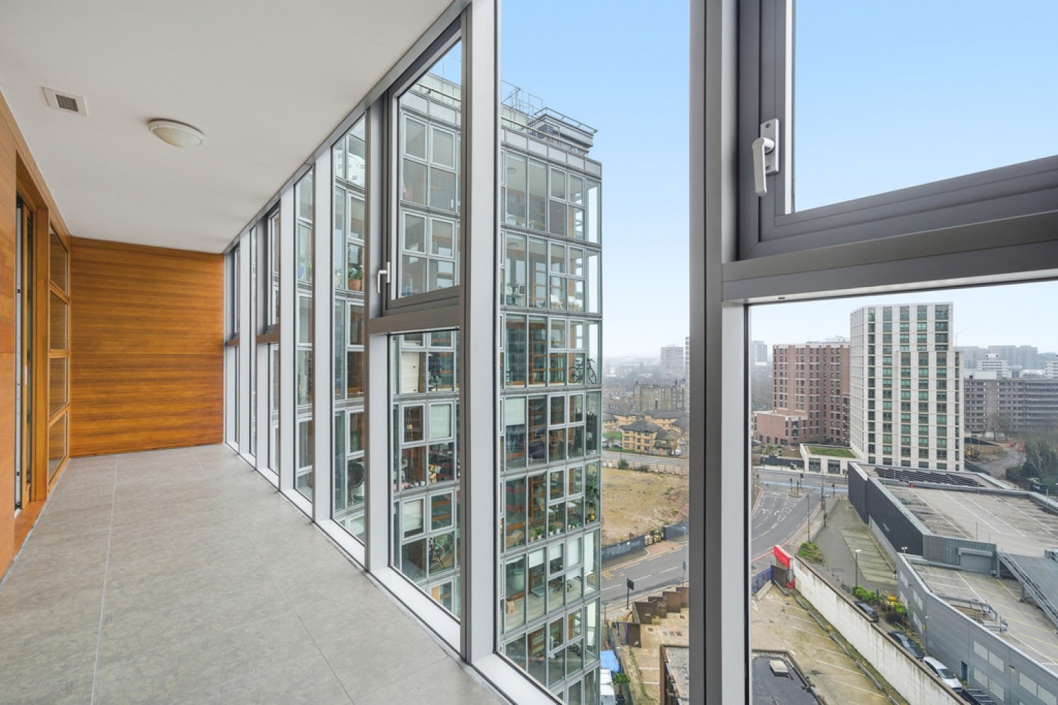 1 bedroom Flat for Letting Lombard Road, Battersea