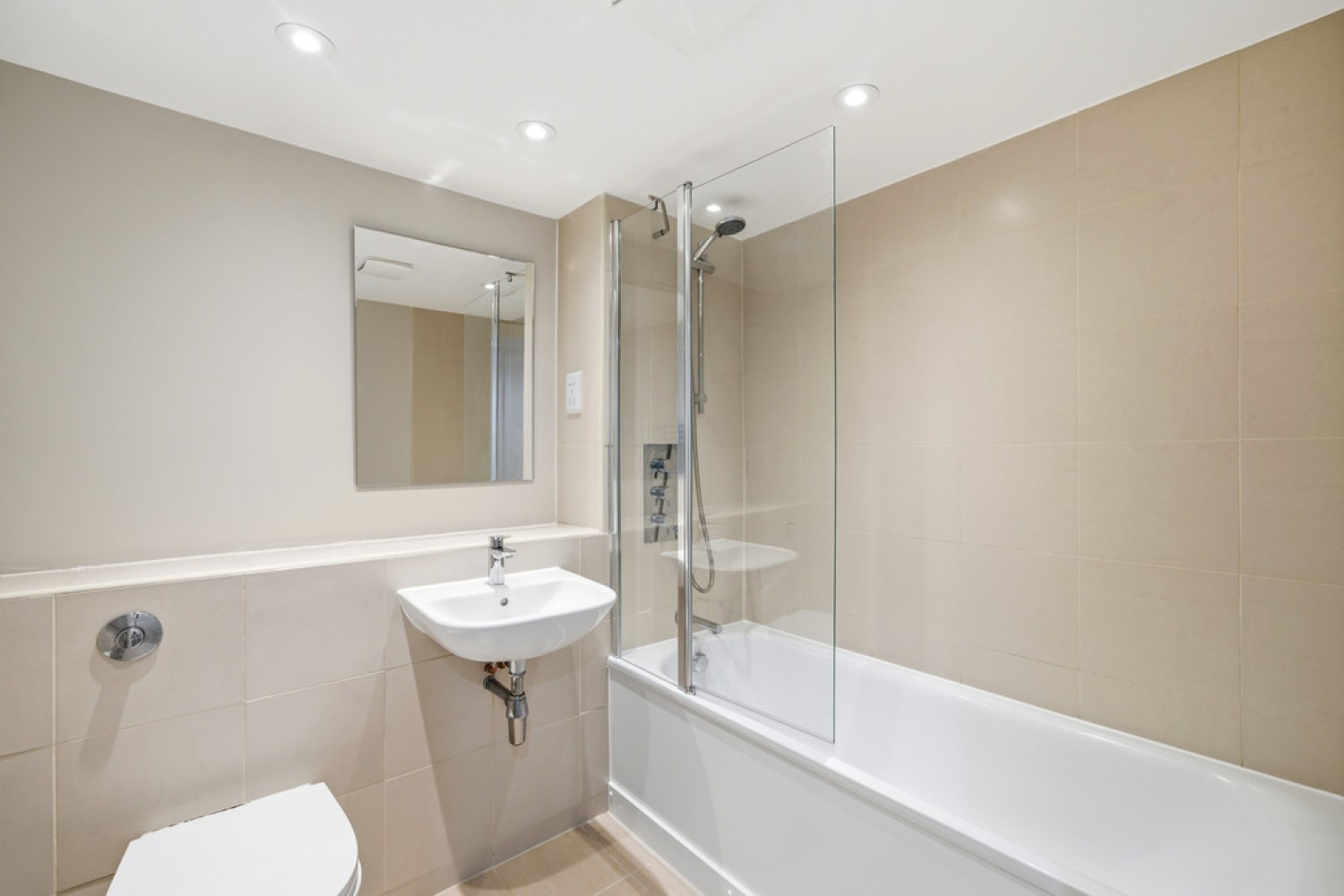 1 bedroom Flat for Letting Lombard Road, Battersea