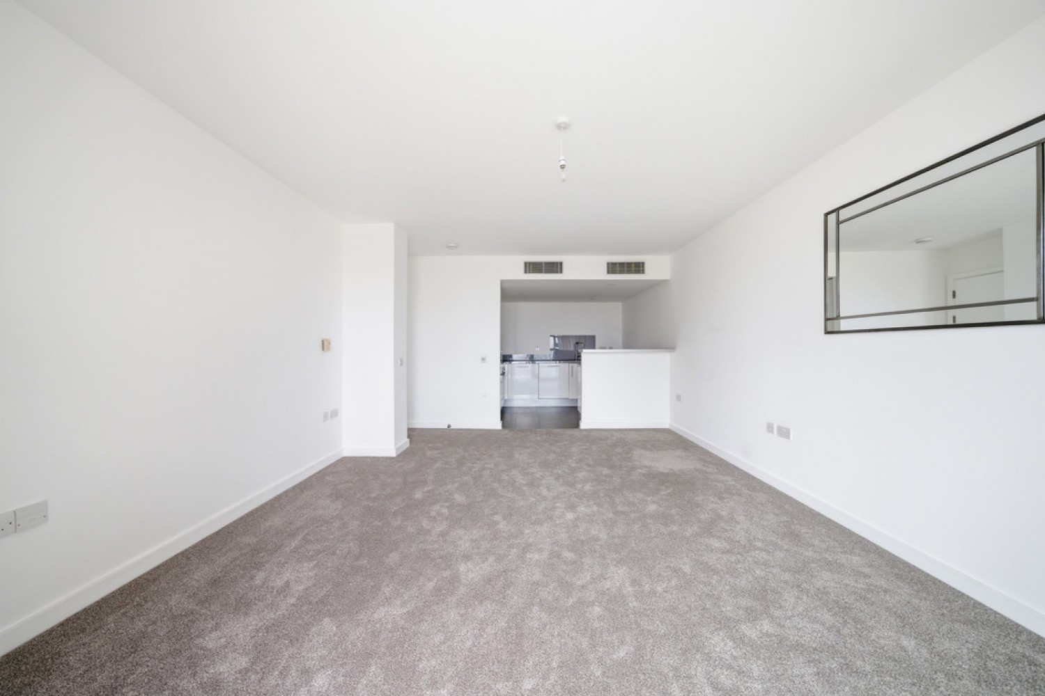 1 bedroom Flat for Letting Lombard Road, Battersea