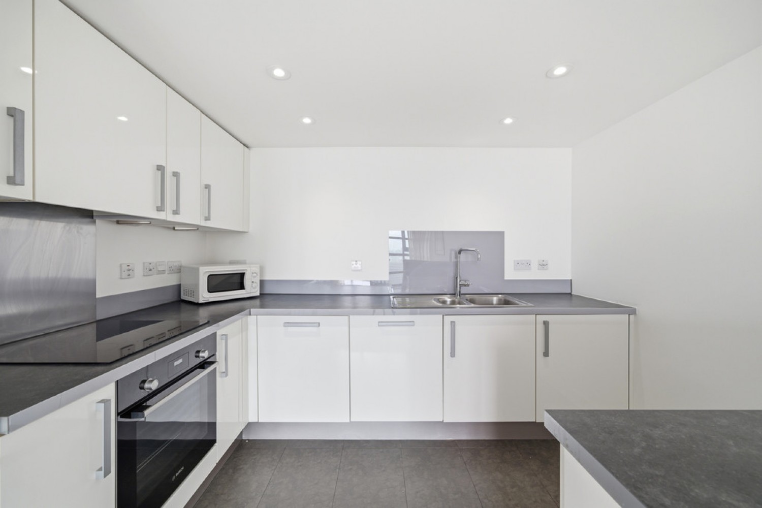 1 bedroom Flat for Letting Lombard Road, Battersea