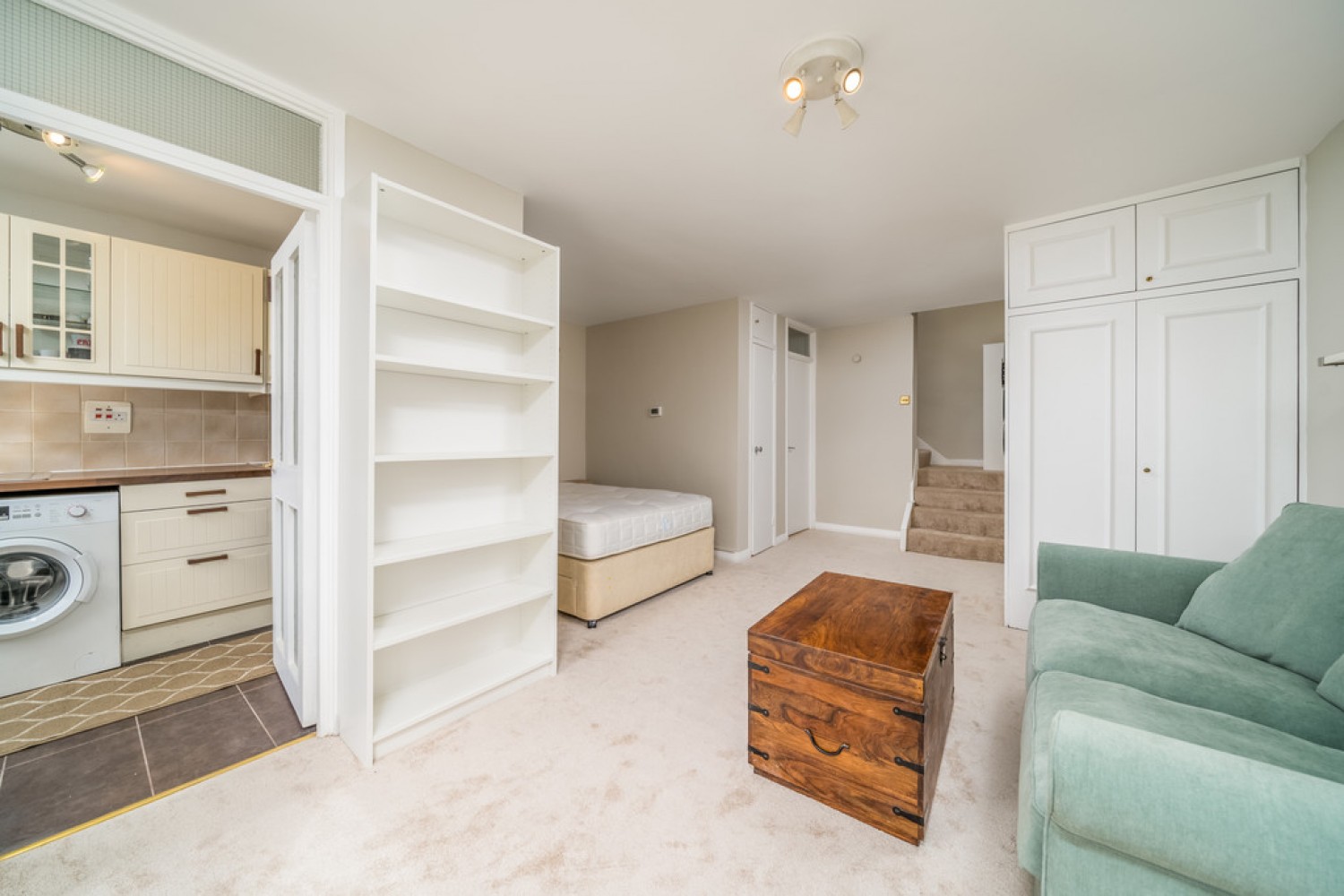 Vauxhall Bridge Road, Pimlico