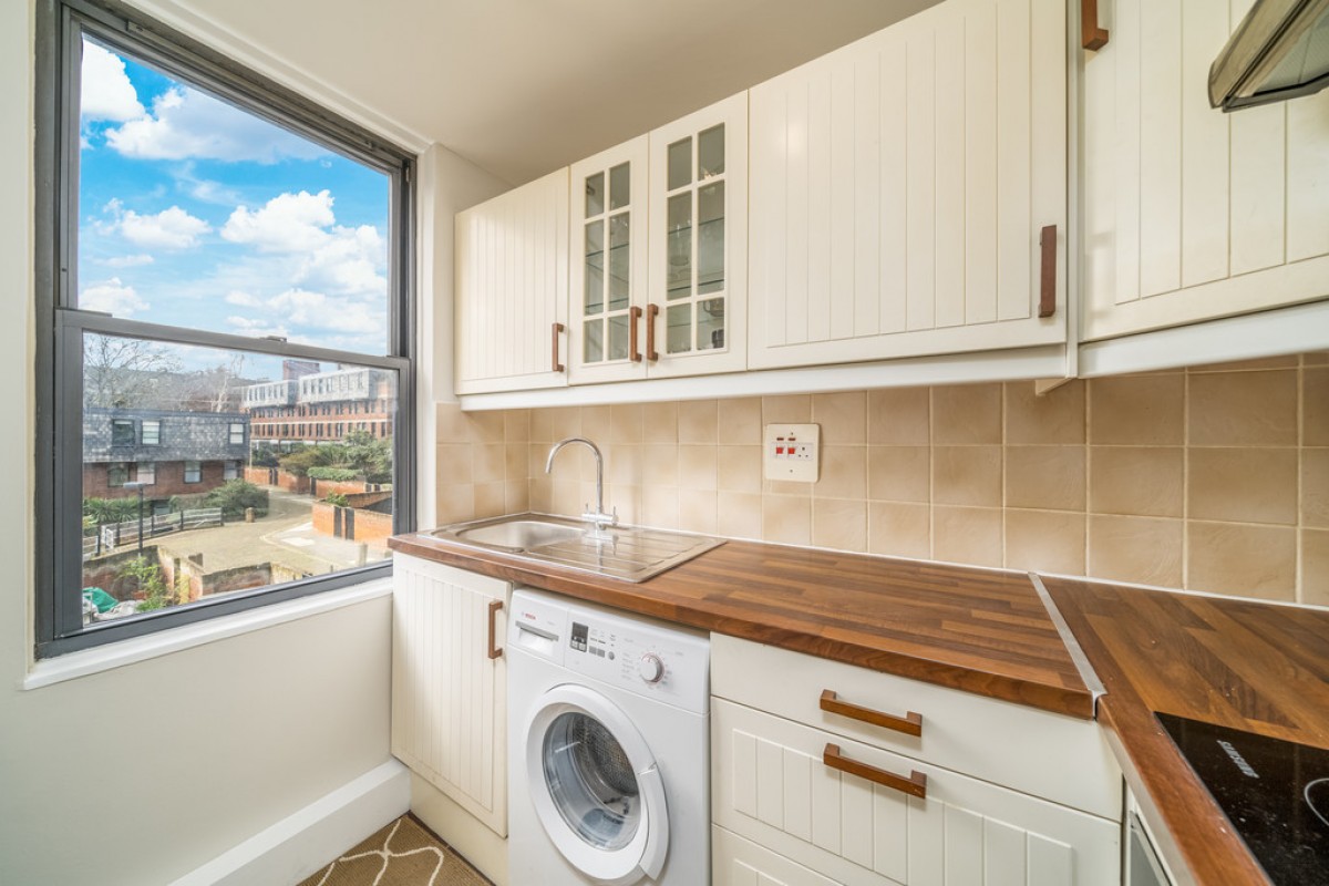 Vauxhall Bridge Road, Pimlico