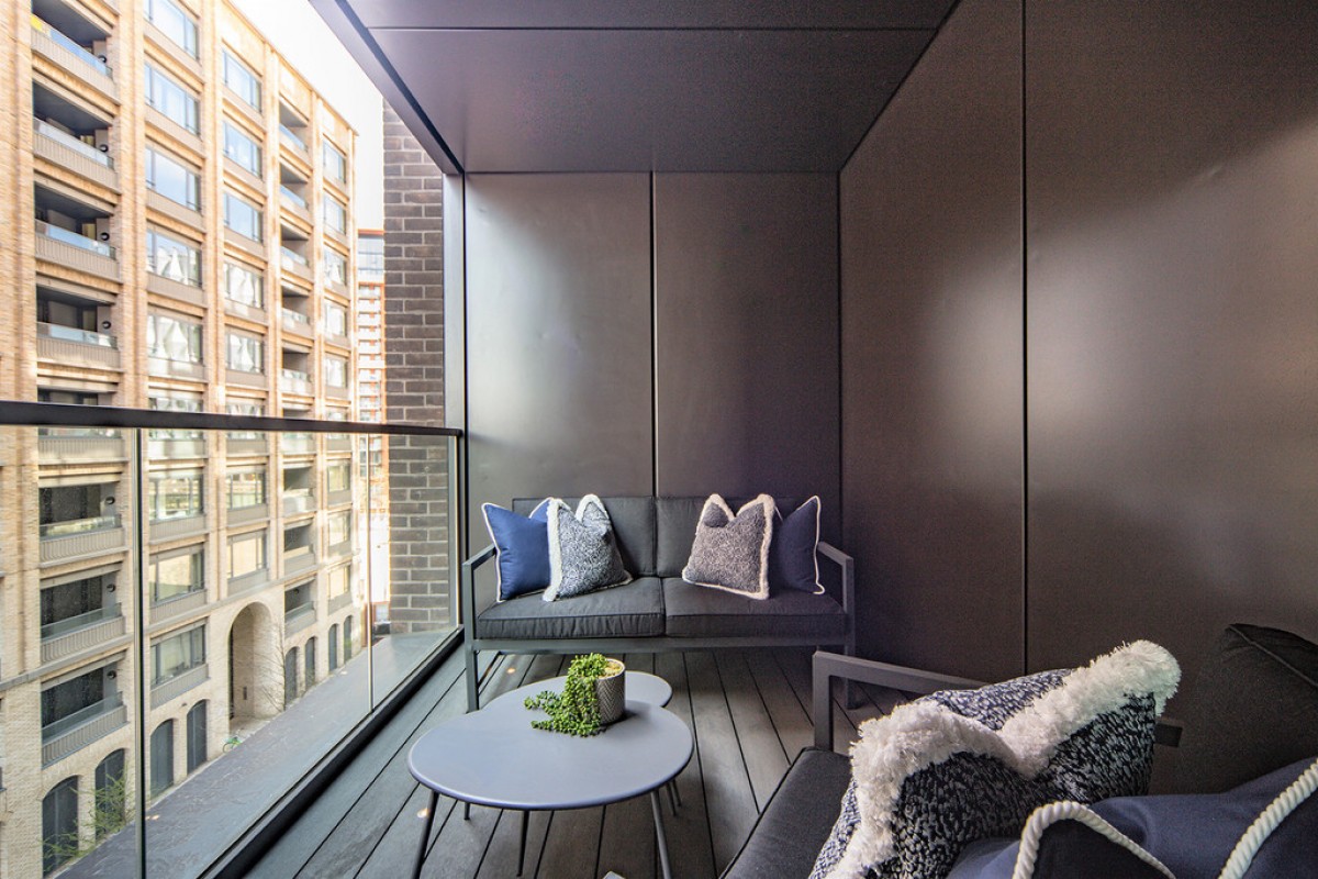 Thornes House, 4 Charles Clowes Walk