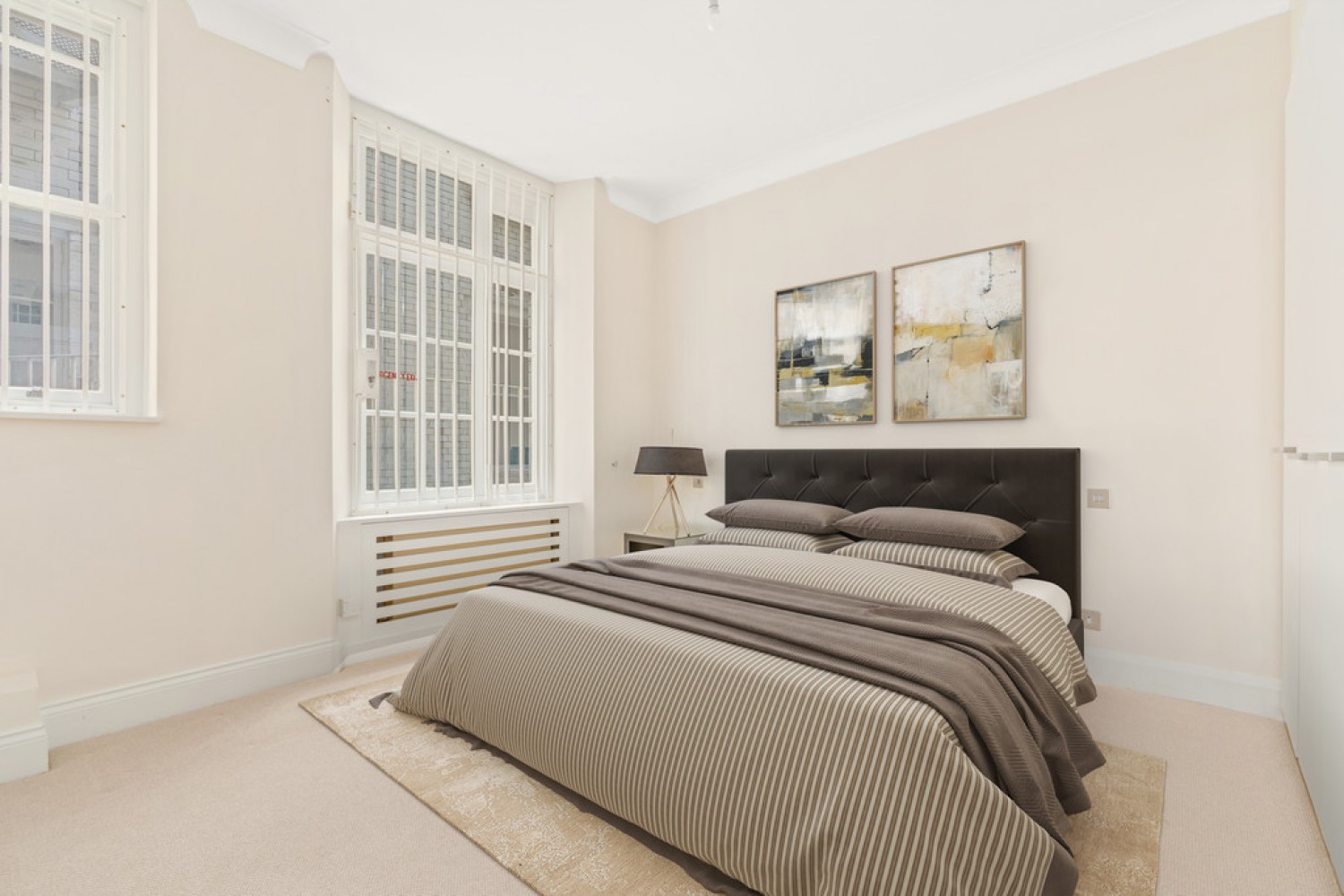 2 bedroom Flat for Letting Marloes Road, Kensington