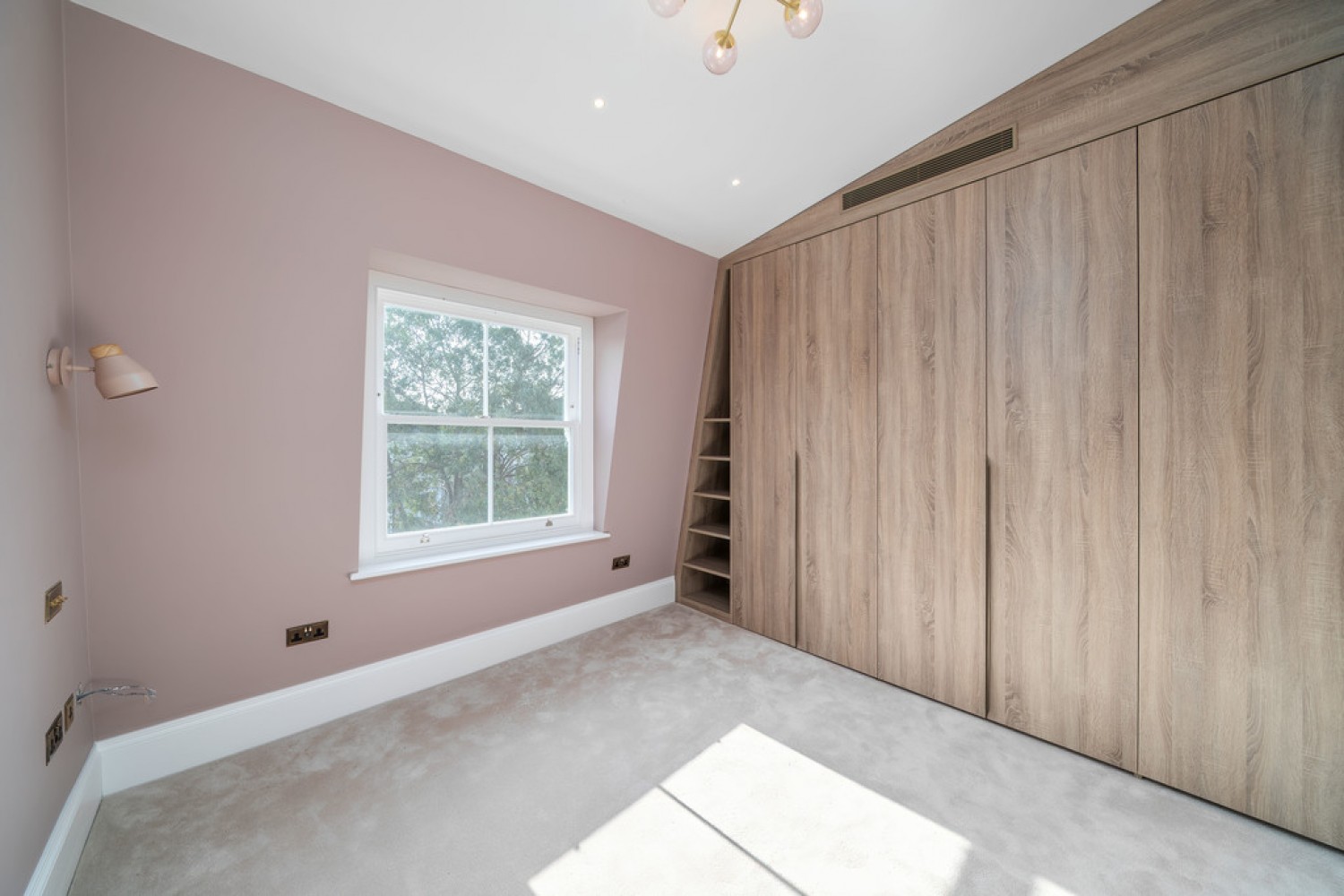 4 bedroom House for Letting Elsham Road, Kensington