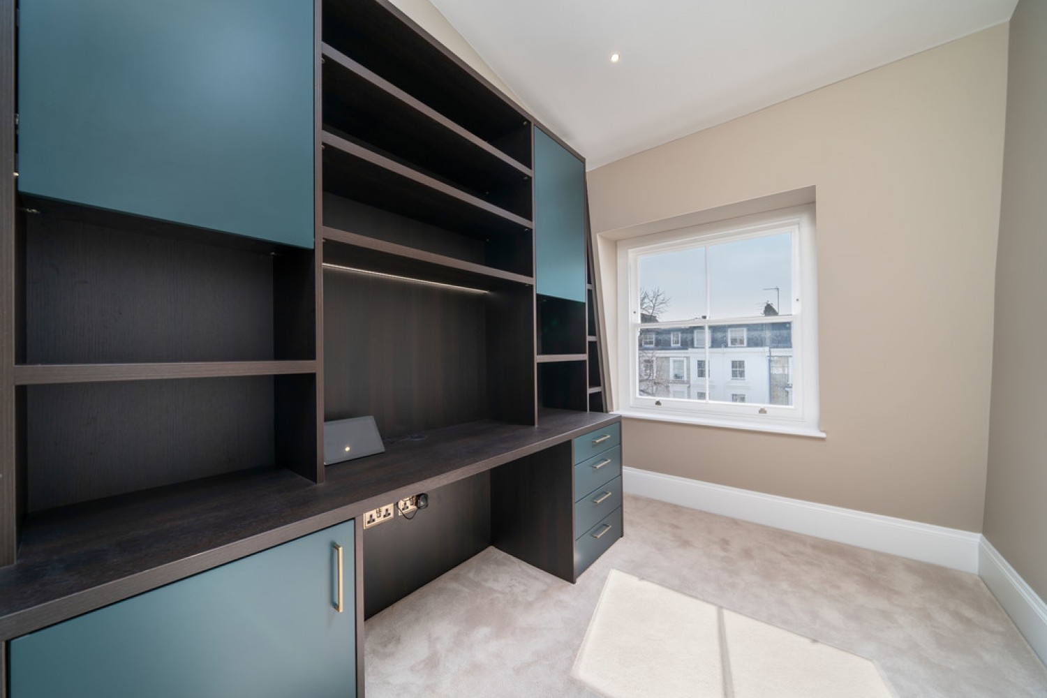 4 bedroom House for Letting Elsham Road, Kensington