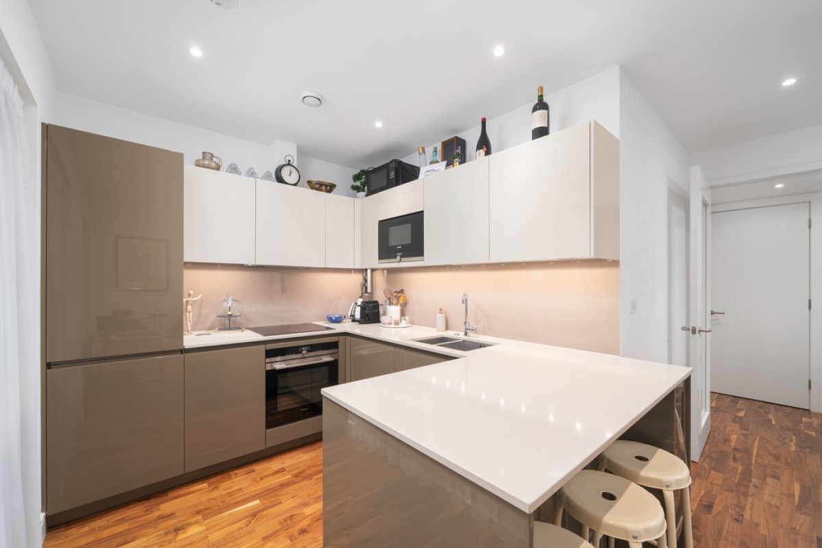 Trafalgar House, Battersea Reach