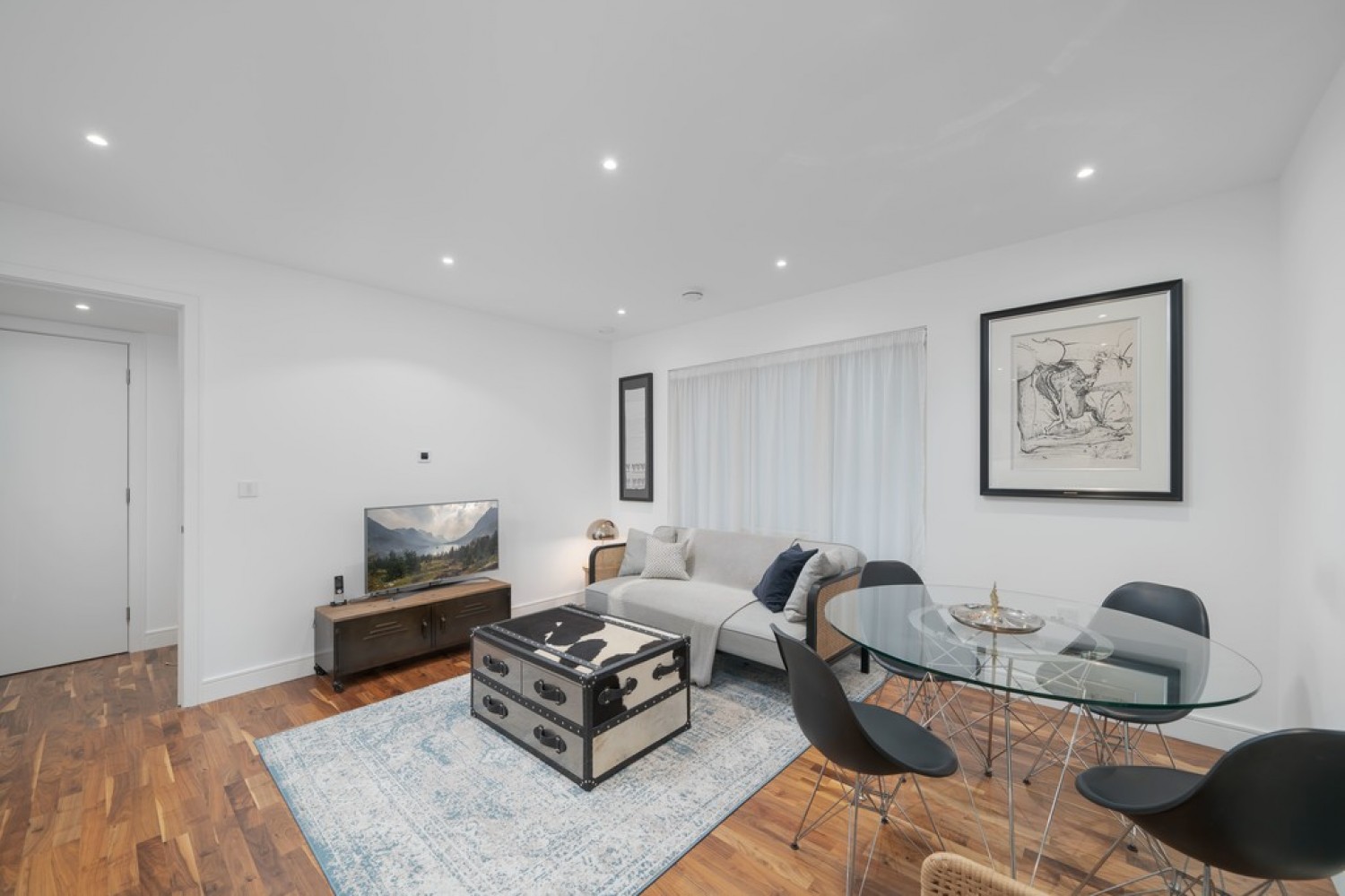 2 bedroom Flat for Letting Trafalgar House, Battersea Reach