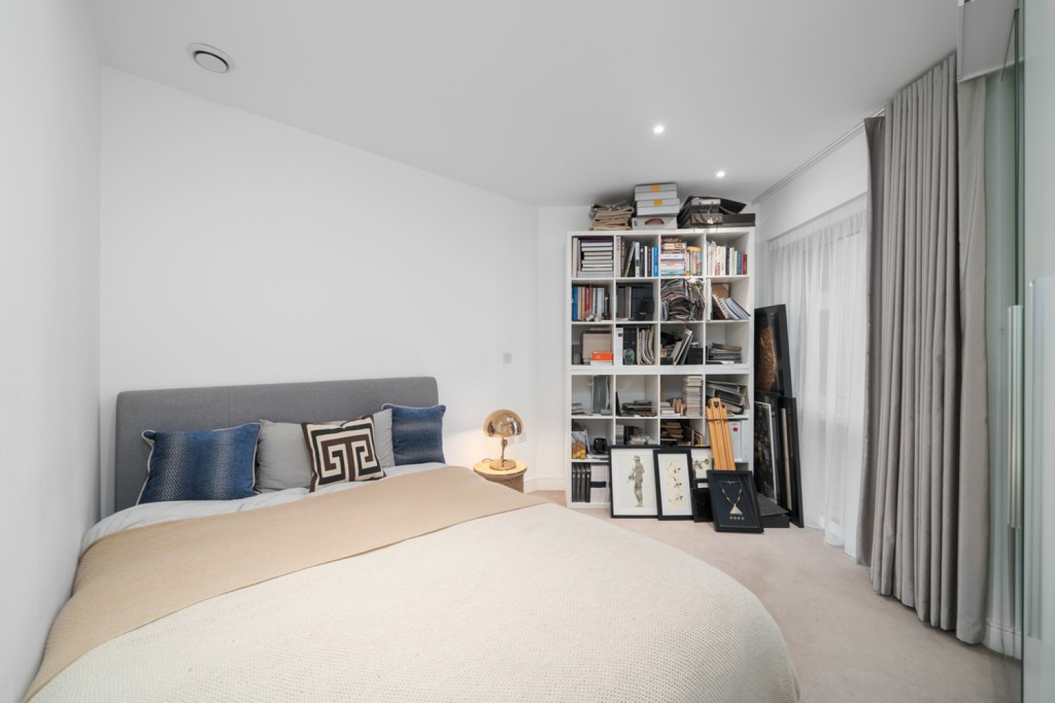 2 bedroom Flat for Letting Trafalgar House, Battersea Reach