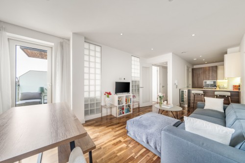 Jasmine House, Battersea Reach