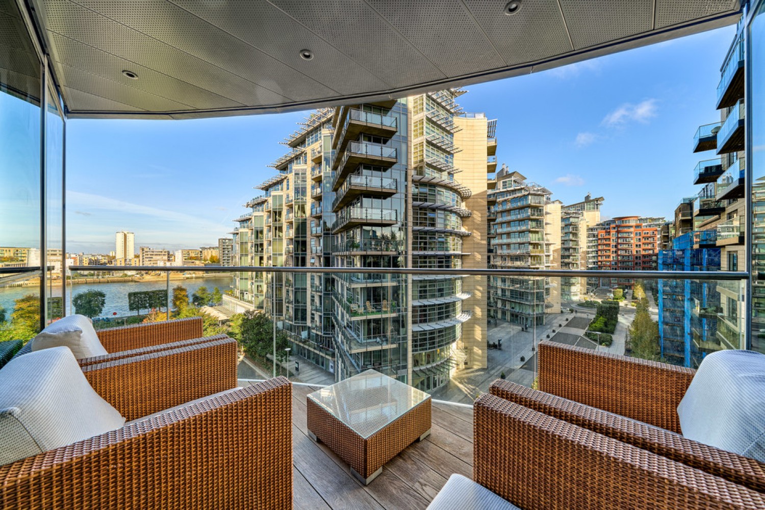Pinnacle House, Battersea Reach