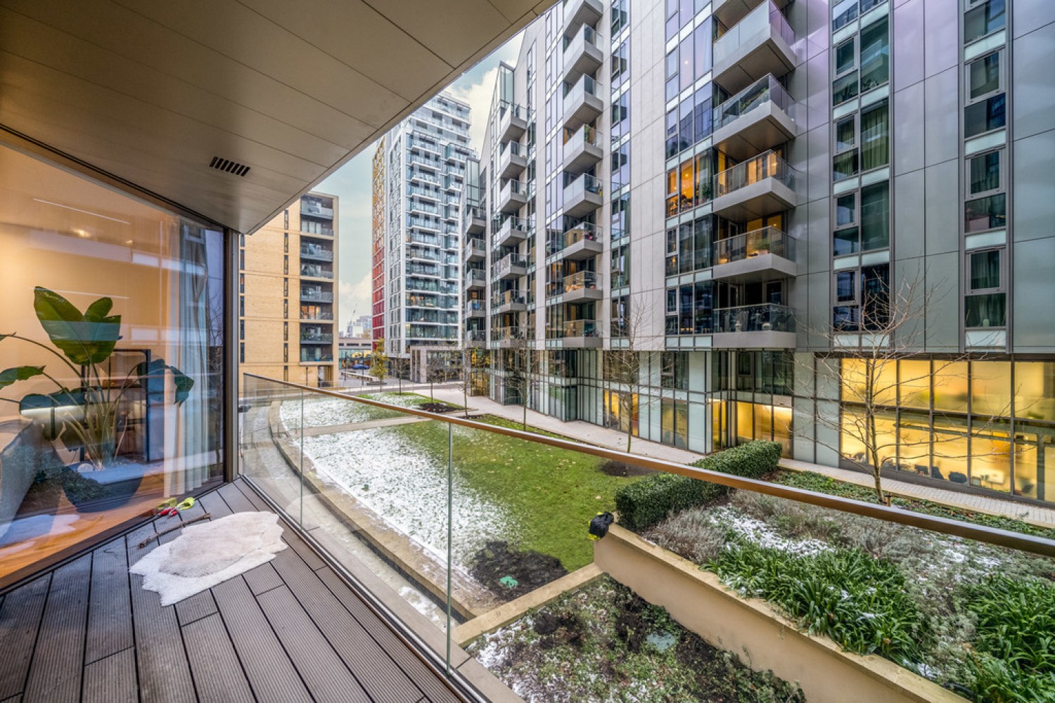 2 bedroom Flat for Letting Nine, Riverside Quarter