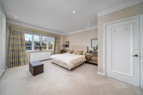 Roehampton Close, Putney