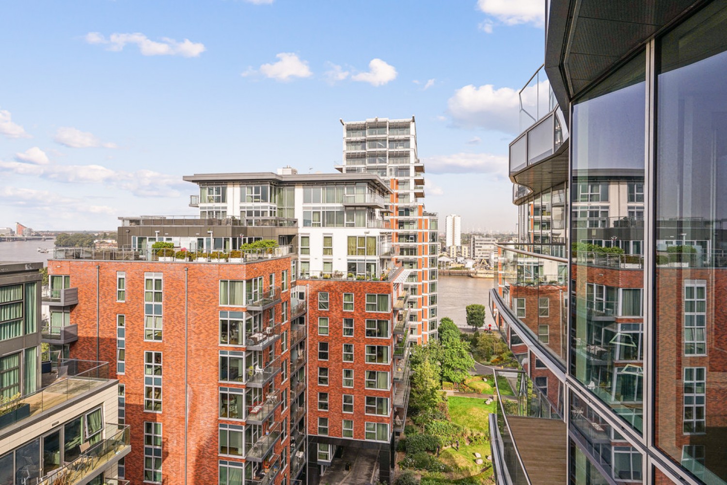 Pinnacle House, Battersea Reach