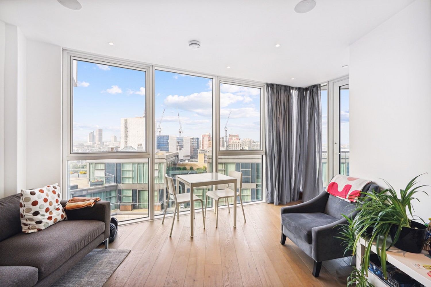Pinnacle House, Battersea Reach