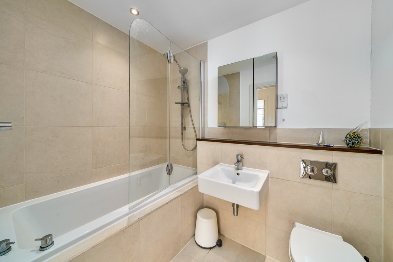Charterhouse Apartments , Eltringham Street